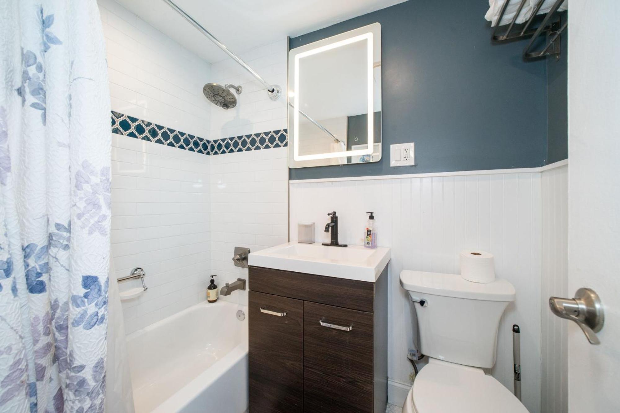 Appartement Just Renovated 3 Br/2Bath/ Parking+ Downtown View à Atlanta Extérieur photo