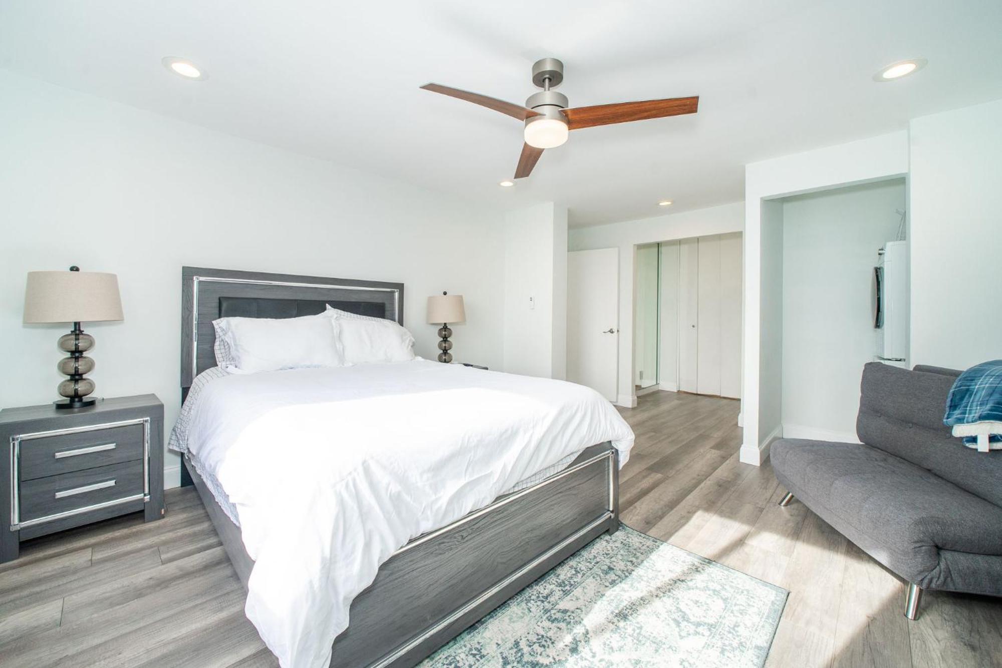 Appartement Just Renovated 3 Br/2Bath/ Parking+ Downtown View à Atlanta Extérieur photo